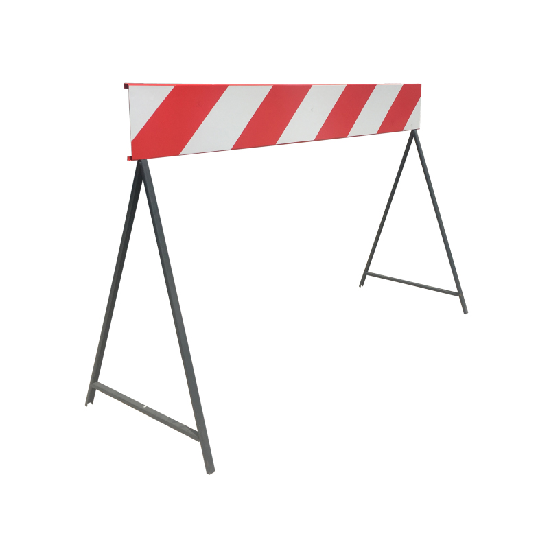 BARRIERA DA 150 CM F392 BIANCO ROSSA RIFRANGENTE CON ZAMPE